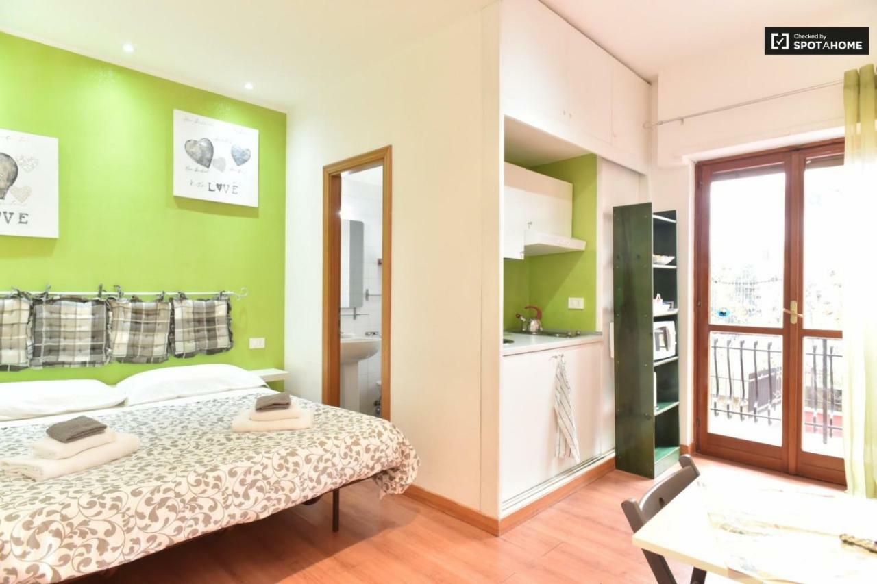 Magenta Superior Terrione 83 Rome Exterior photo